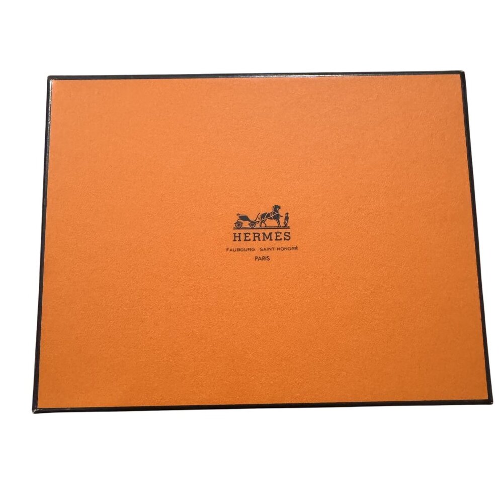 Hèrmes Authentic Empty Tie Gift Jewelry Accessory Container Box Size 7.7x6x1.4